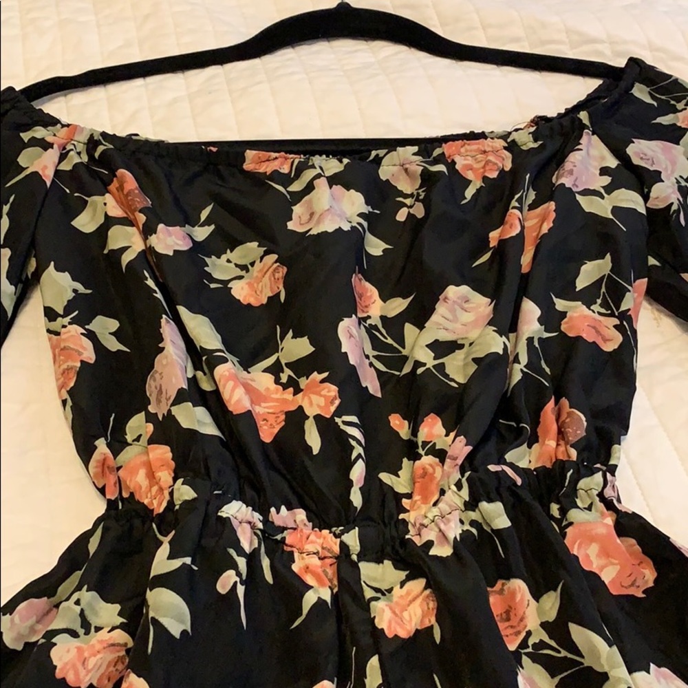 Romper - Picture 3 of 4